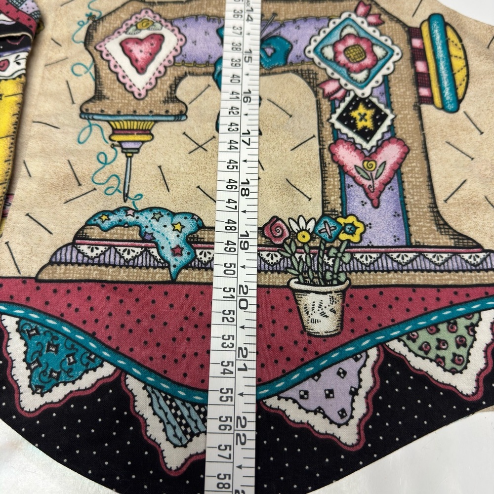 Vintage Artistic Vest with Heart and Scissors Motif Large - Picture 9 of 9